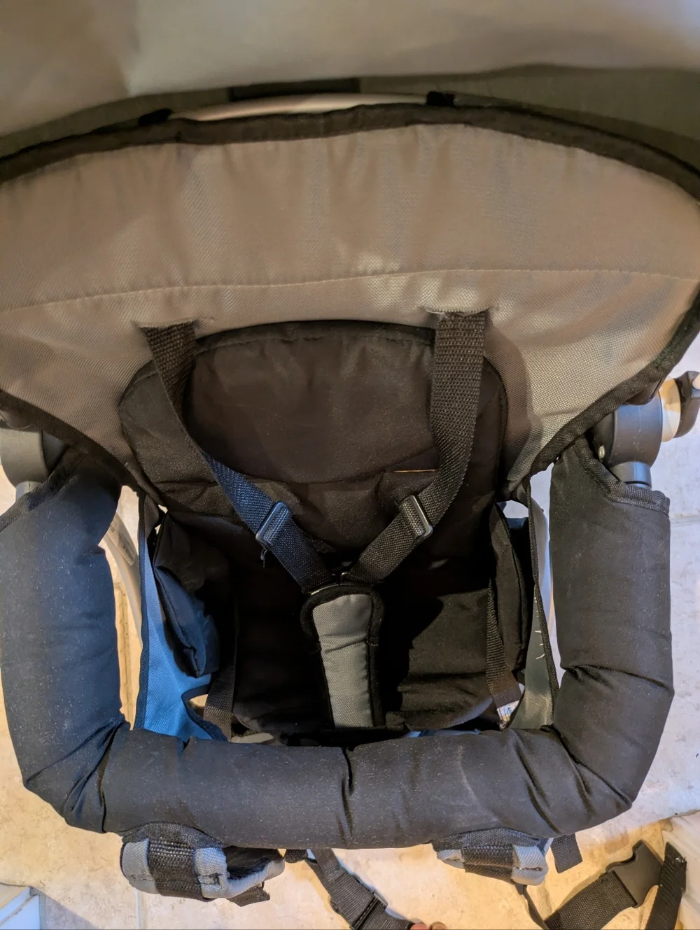 Chicco SmartSupport Backpack Carrier Gray/ Black Aluminum Lightweight - Picture 10 of 11